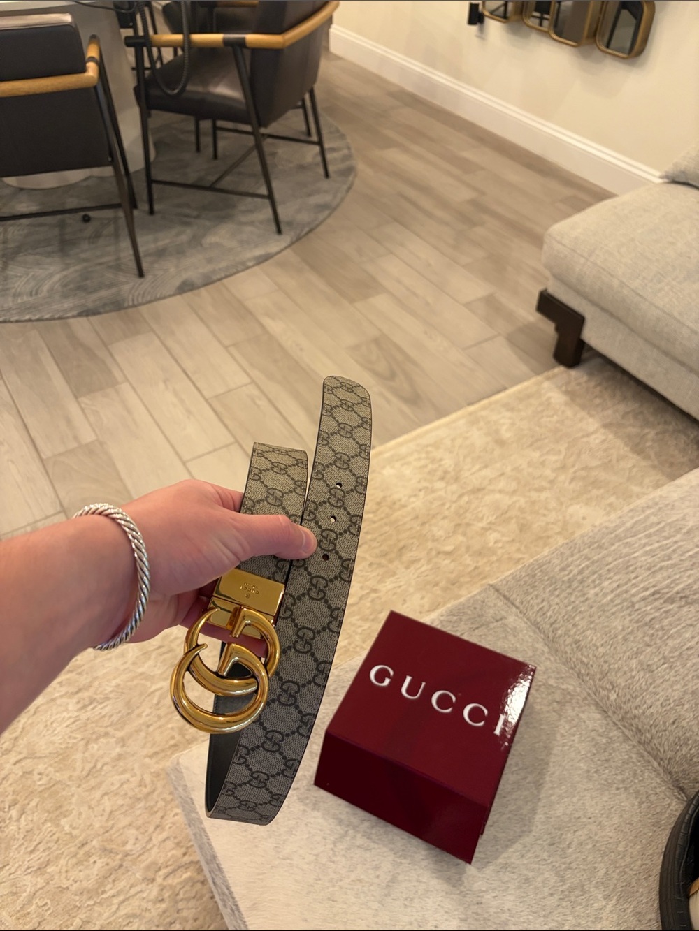 Gucci Reversible GG Marmont Belt Beige GG Supreme/Black Leather Gold Buckle 95